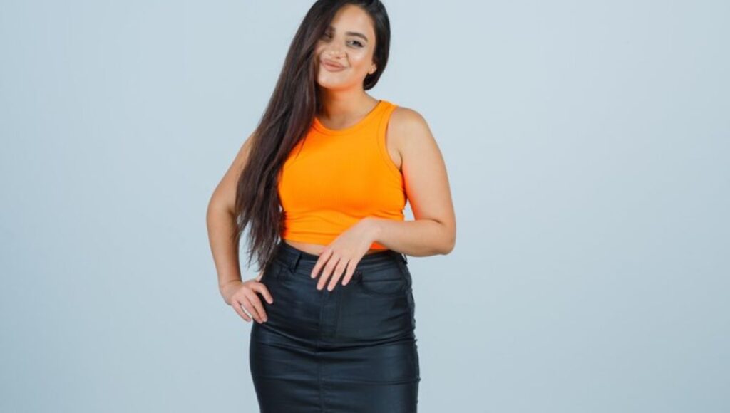 How To Look For The Best Formal Dresses That Hide Belly Bulges