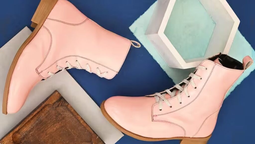 How To Look For The Best Pink Boots for Women