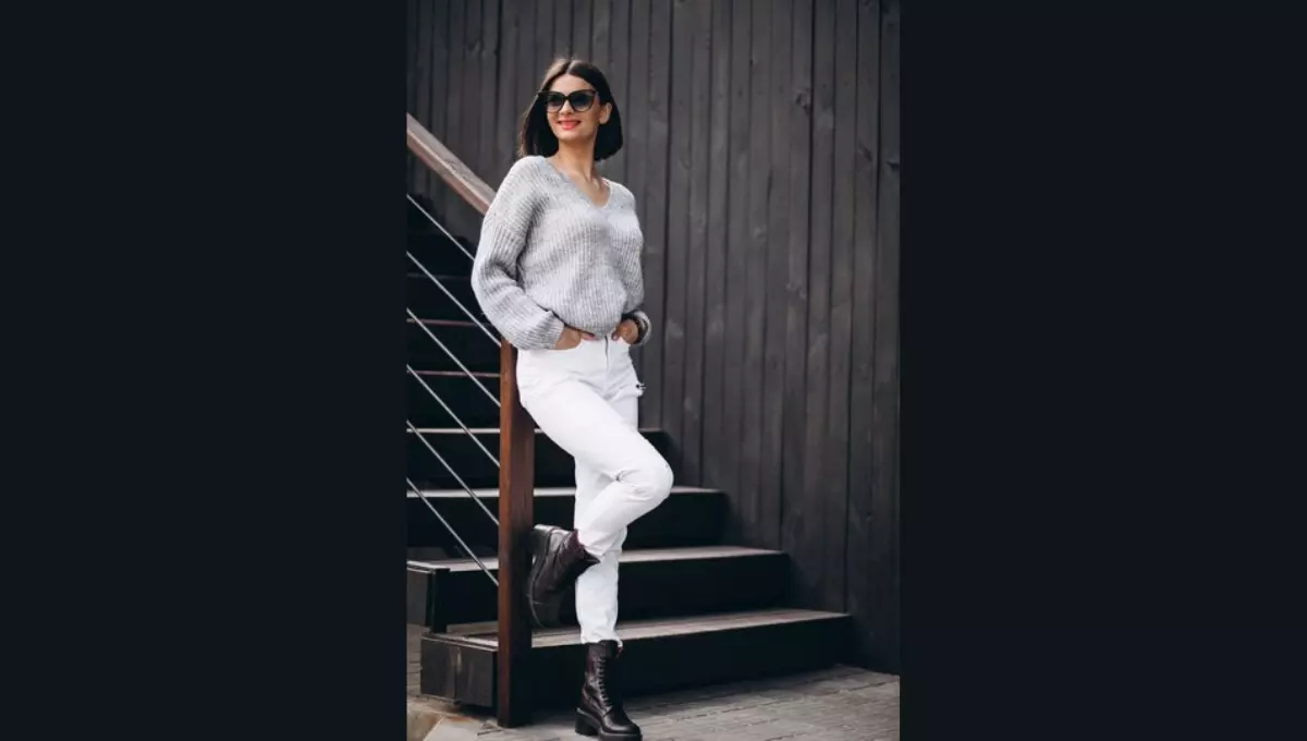 How many types of White Jeans for Women are there?