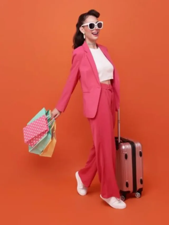 11 Chic Travel Outfit Ideas Elegant Looks for Air Travel
