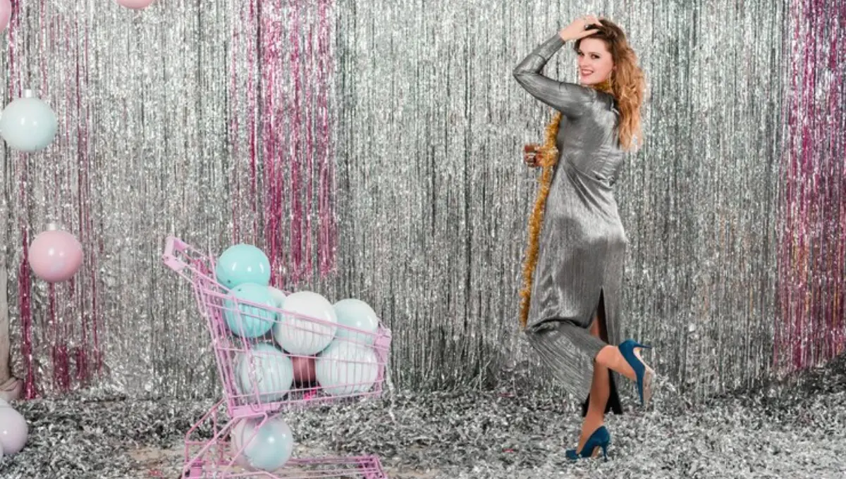 10 Best Ways How To Wear A Sequin Dress?