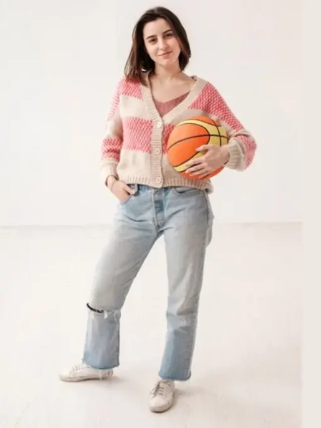 Best Wide-Leg Jeans For Women