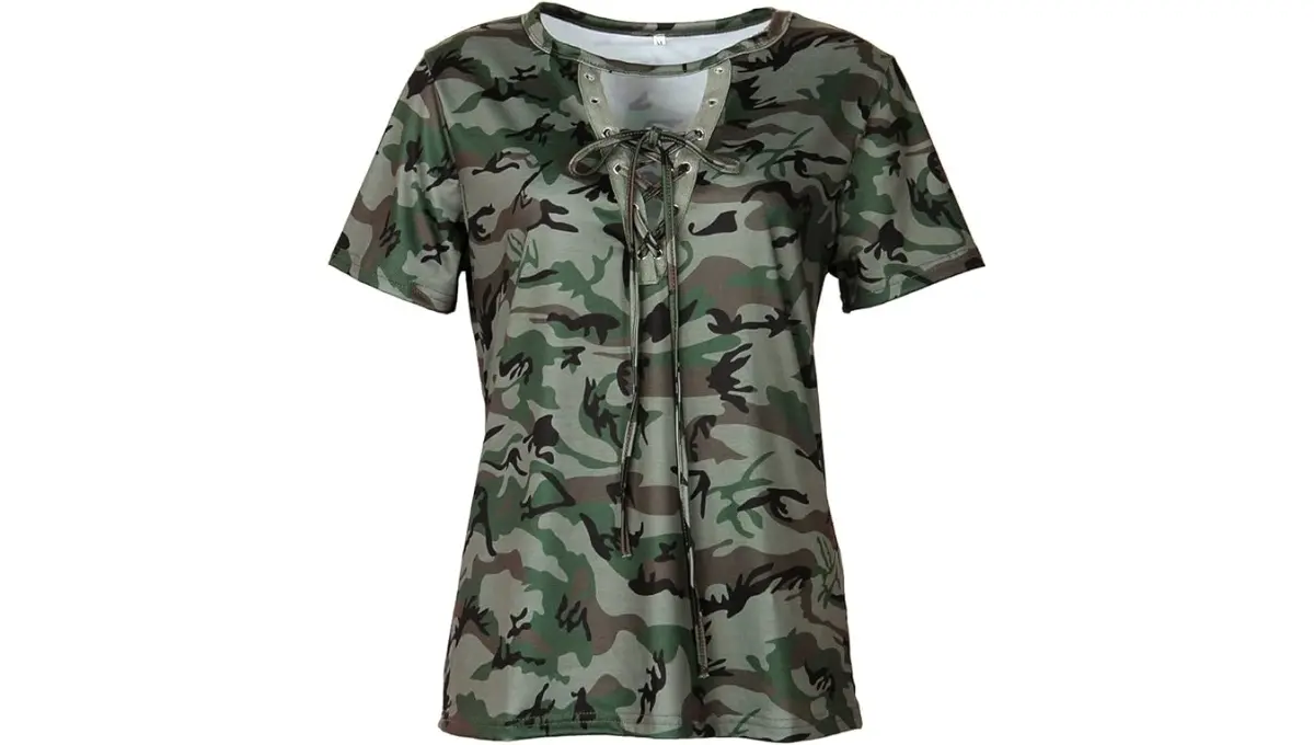 Smile Fish Women’s Camouflage Print V-Neck Lace-Up Independence Day T-Shirt